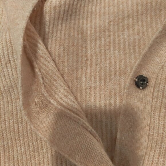 H&M Light Pink Button Up Cardigan  XS - Missing One Button - Picture 3 of 5